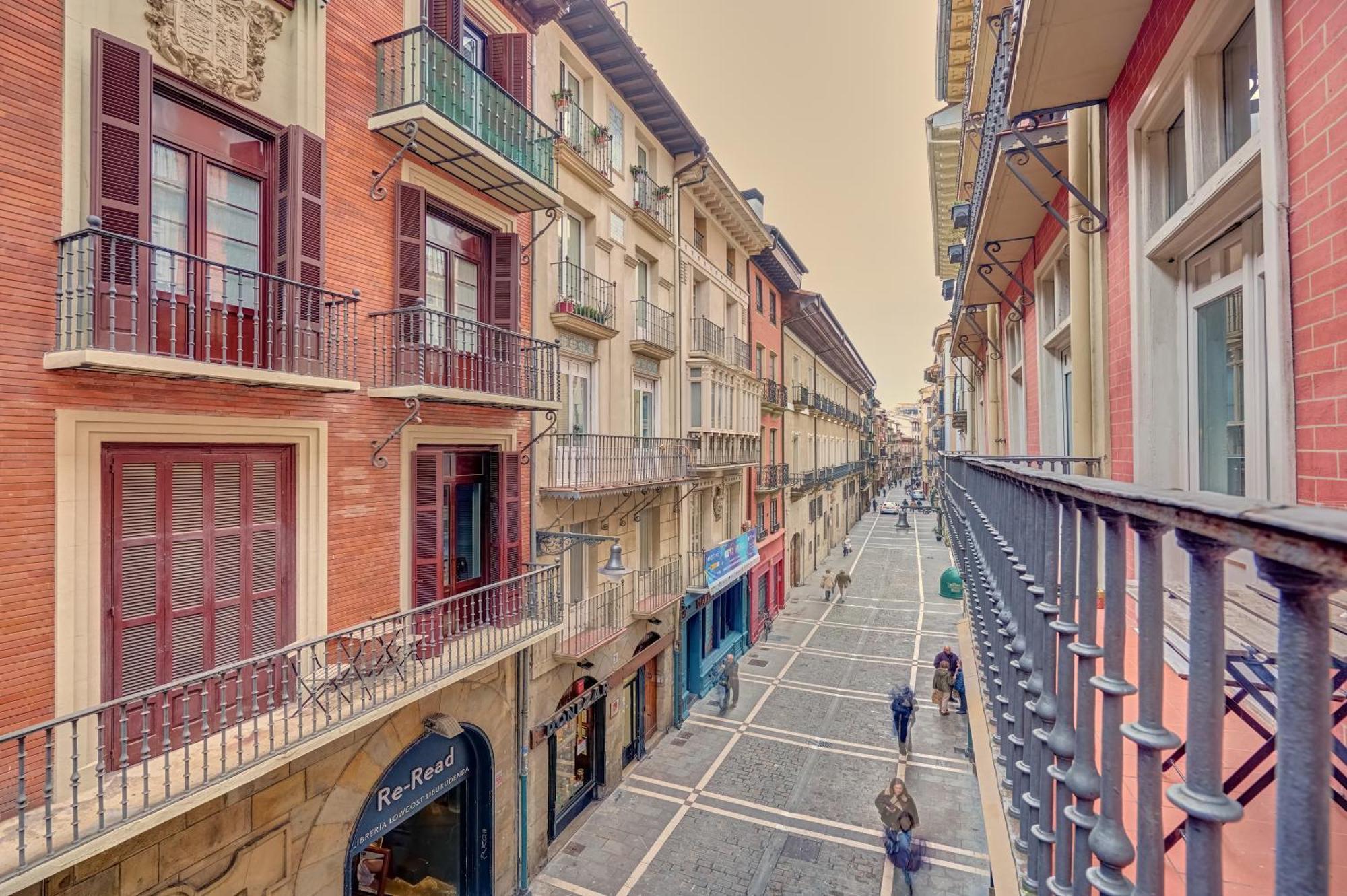 Heart Of Pamplona Apartments III By Clabao Exteriör bild